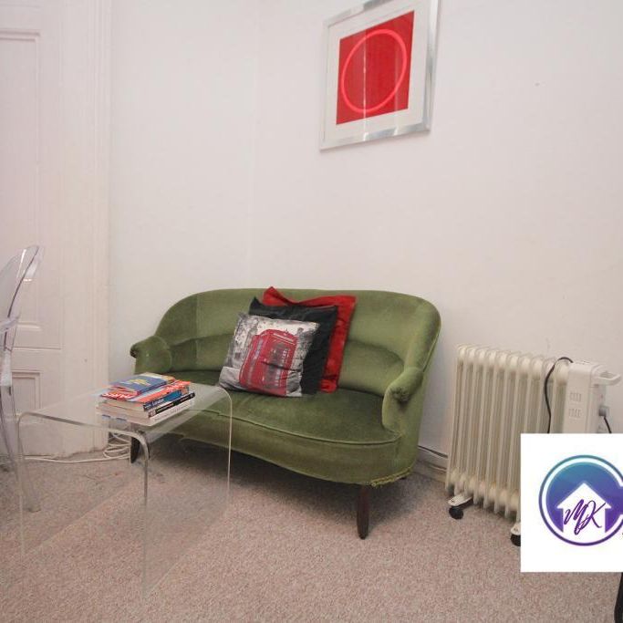 1 Bedroom Studio To Rent - Photo 1
