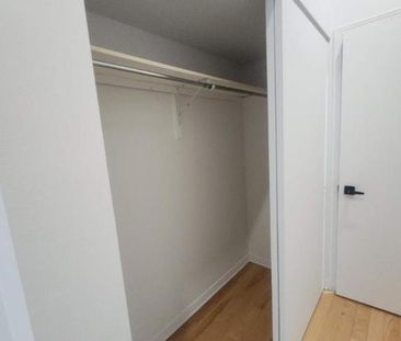1 CH - 1 SDB - Montréal - $1,195 /mo - Photo 2