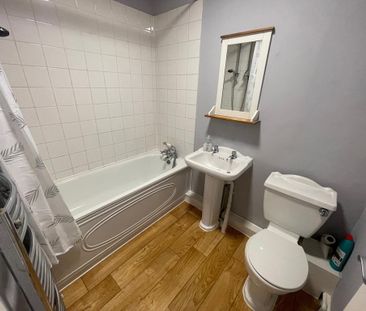 2 bedroom terraced house to rent - Photo 5