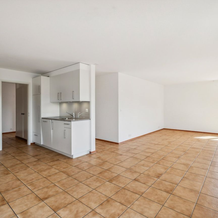 APPARTEMENT À LOUER DANS QUARTIER TRÈS ENSOLEILLÉ ET FAMILIAL - Foto 1
