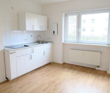 EBK, Balkon, Duschbad, frisch RENOVIERT - ab ca. 01.04. - ERDGESCHO... - Photo 1