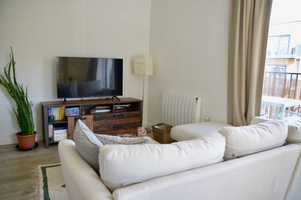 2 Bed Flat, Kington House, SE7 - Photo 1