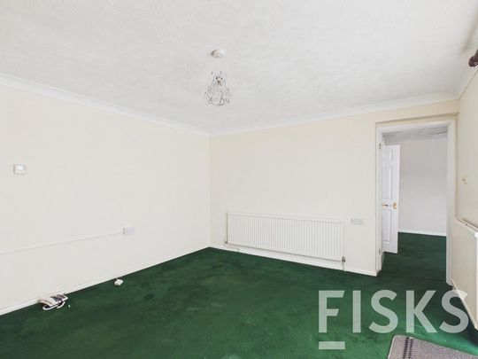 3 bedroom semi-detached bungalow to rent - Photo 1