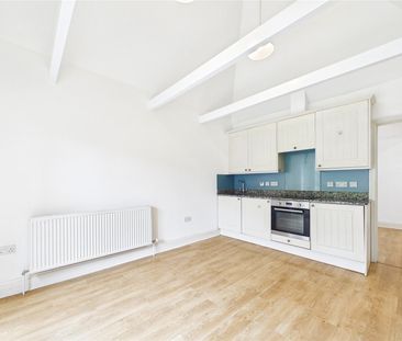 High Street, Sproughton, Ipswich, Suffolk, IP8 3AP - Photo 3