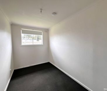 Low-Maintenance Unit in a Handy Location. - Photo 3