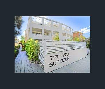 Spacious One-Bedroom Apartment Ideal for Comfortable Living - Photo 6