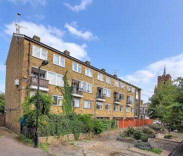 4 bedroom terraced house to rent - Photo 5