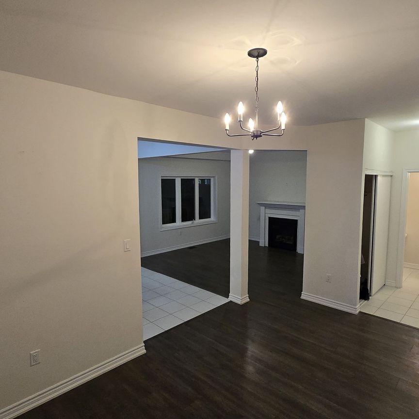 For Lease - 52 Cottonwood Crescent, Welland, Ontario - Photo 1