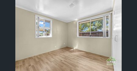 Charming 3 Bedroom Family Home in Loganlea, Affordable & Convenient Living - Photo 3