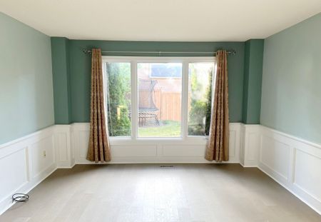 For Lease - 2037 Schoolmaster Circle, Oakville, Ontario - Photo 3