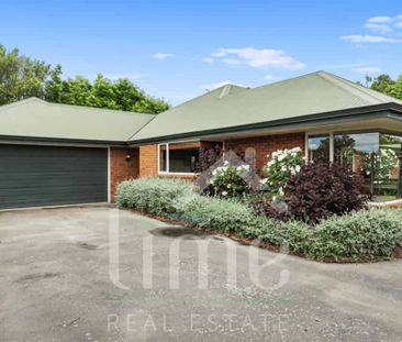 RENT ME! Key Location! - Photo 1