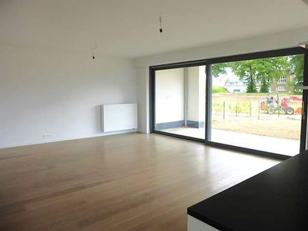 Appartement te huur - Foto 2