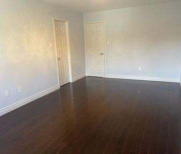 For Lease - 9031 Yonge Street, Richmond Hill, Ontario - Photo 3