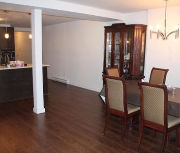 Beau grand 4 1/2 Nouvelle Construction Cartierville Disponible 1 Se... - Photo 3