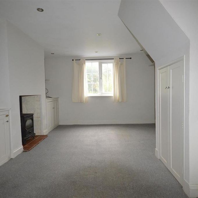 2 bedroom cottage to rent - Photo 1