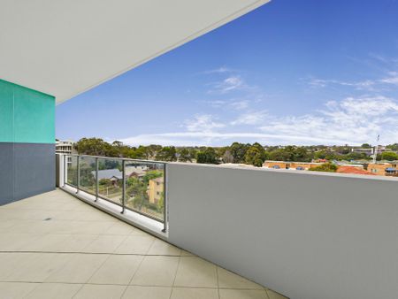 IDEAL LOCATION! - Photo 4