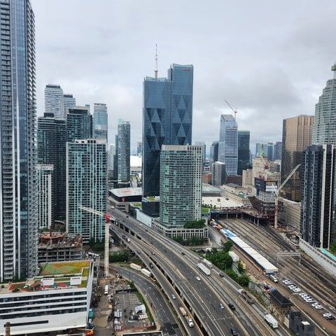 One bedroom condo Toronto - Photo 1