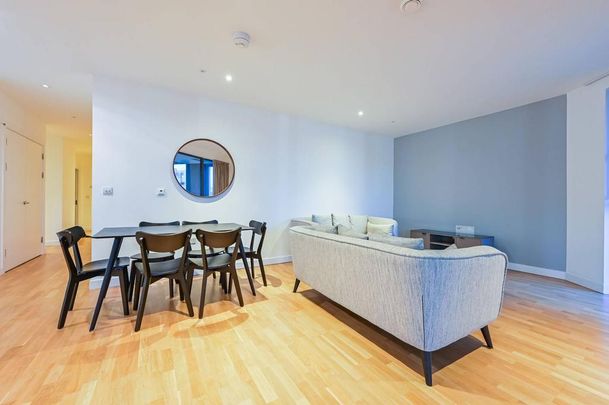 3 bedroom flat to rent - Photo 1