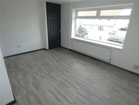 2 bedroom semi-detached house to rent - Photo 3