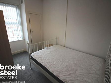 3 bedroom terraced house to rent - Photo 4