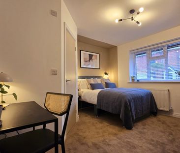 Modern Ensuite Rooms in Newly Refurbished 5-Bed 2 Weeks Free - Photo 3