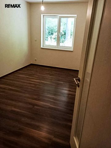 Pronájem bytu 2+kk v osobním vlastnictví 52 m², Český Krumlov - Photo 2