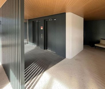 1 room luxury Apartment for rent in Parque das Nações, Portugal - Photo 2