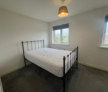 Heol Y Plas, Kidwelly, SA17 - Photo 1