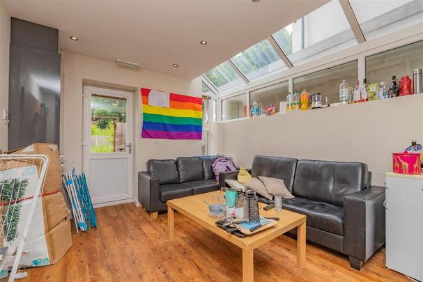 7 bedroom house to rent - Photo 1