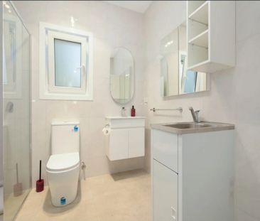 Stylish Villa-Style Living in a Peaceful and Convenient Location - Photo 3