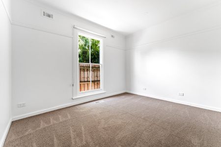 127 Elm Street, Northcote VIC 3070 - Photo 2