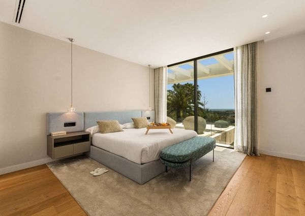 6 bedroom luxury Villa for rent in Nueva Andalucia, Spain