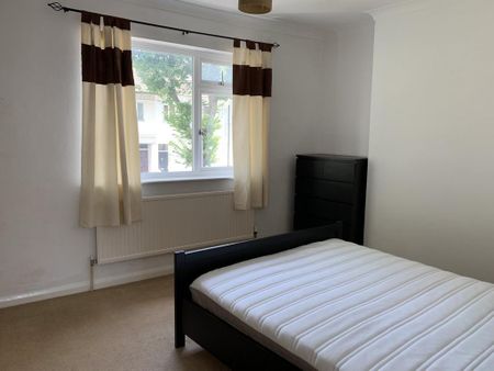 2 bedroom maisonette to rent - Photo 3