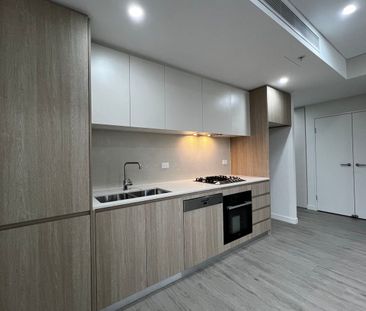 LUXURIOUS DESIGNED 2 BEDROOM IS OFFERING ON MARKET! EXPERIENCE MODE... - Photo 6