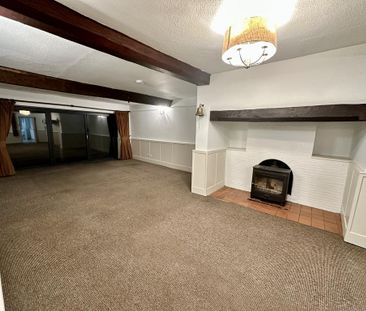 4 bedroom character property to rent - Photo 3