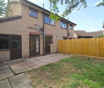 3 bedroom semi-detached house to rent - Photo 5