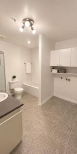 2 CH - 1 SDB - Saint-Lambert - $1,800 /mo - Photo 4