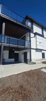 #Lower B 5283 Highview Drive - Photo 1