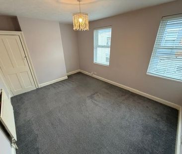2 bedroom house to rent - Photo 2