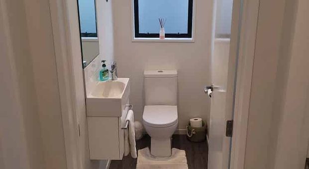 Fully furnished, ready to move in 2 bedroom home - Photo 1