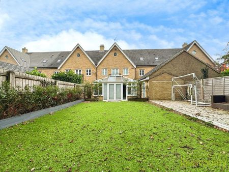 5 bedroom terraced house to rent - Photo 2