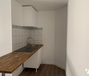 A LOUER A BEZANNES, proche REIMS, STUDIO DANS PETIT IMMEUBLE CALME - Photo 3