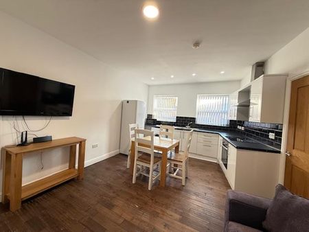 2 bedroom flat to rent - Photo 3