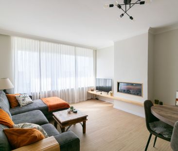Gerenoveerd appartement met 2 slaapkamers - Foto 2