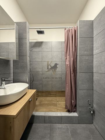 Pronájem bytu 2+1 58 m² - Photo 4