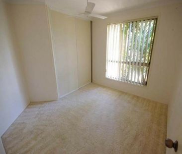 SPACIOUS, LOW-MAINTENANCE LIVING WITH LARGE YARD � IDEAL AVOCA FAMI... - Photo 3
