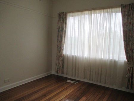 26 Carrington Road, Reservoir VIC 3073 - Photo 3