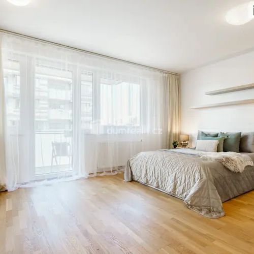 Pronájem bytu 1+kk 37 m - Photo 1