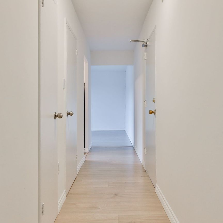 For Lease - 888 Glen Street Unit# 408, Oshawa, Ontario - Photo 1