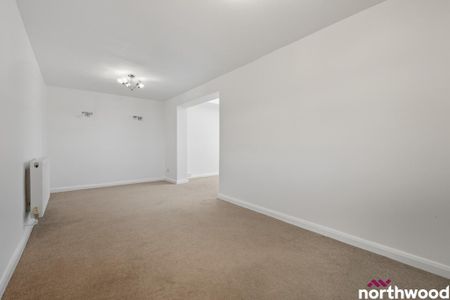 3 bedroom semi-detached house to rent - Photo 5